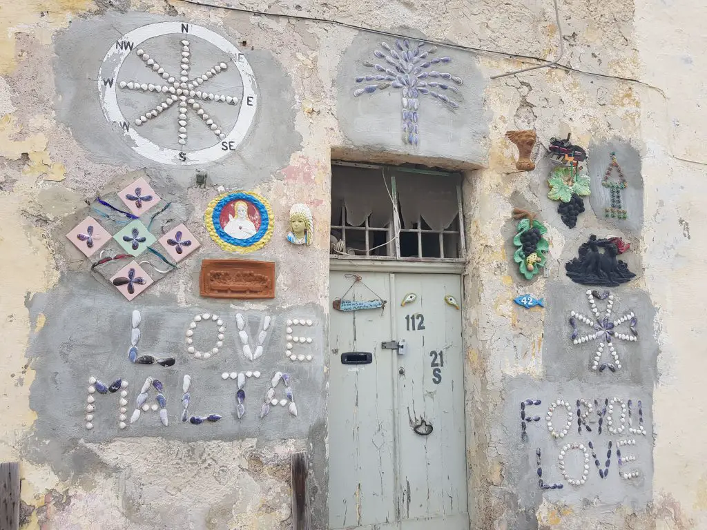 Best things to do in Malta and Gozo - Take a colourful picture in Marsaxlokk Malta