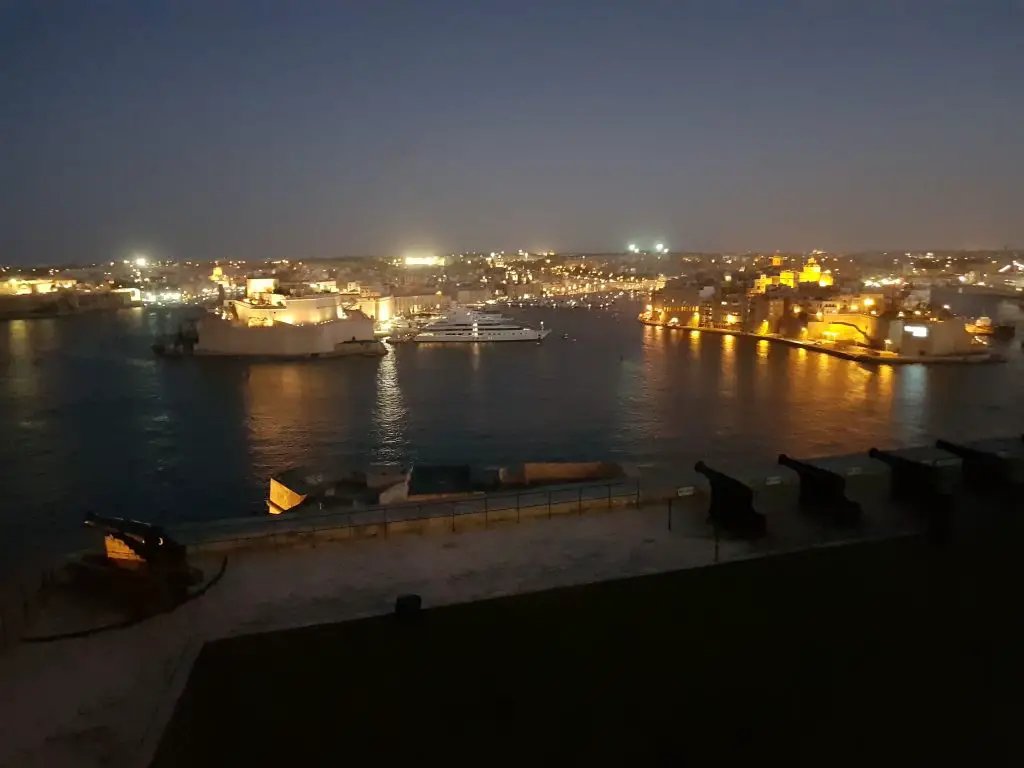 Best things to do in Malta and Gozo - Visit Valletta at night, Malta The Saluting Battery