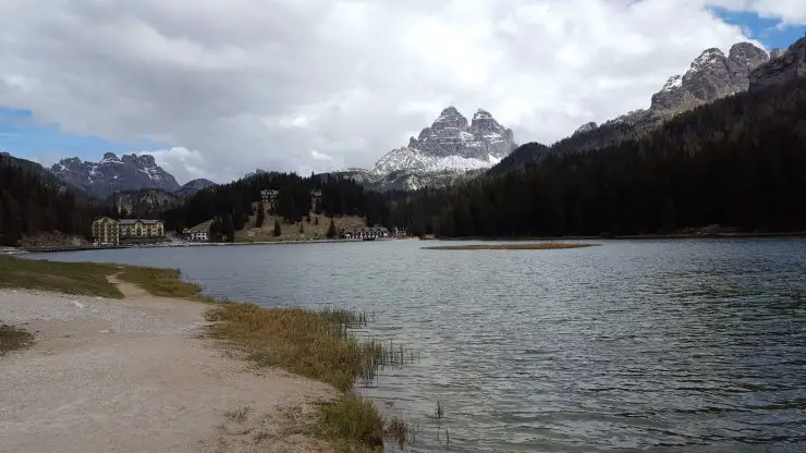 Dolomites Italy things to do - Visit Lake Misurina - IT hike