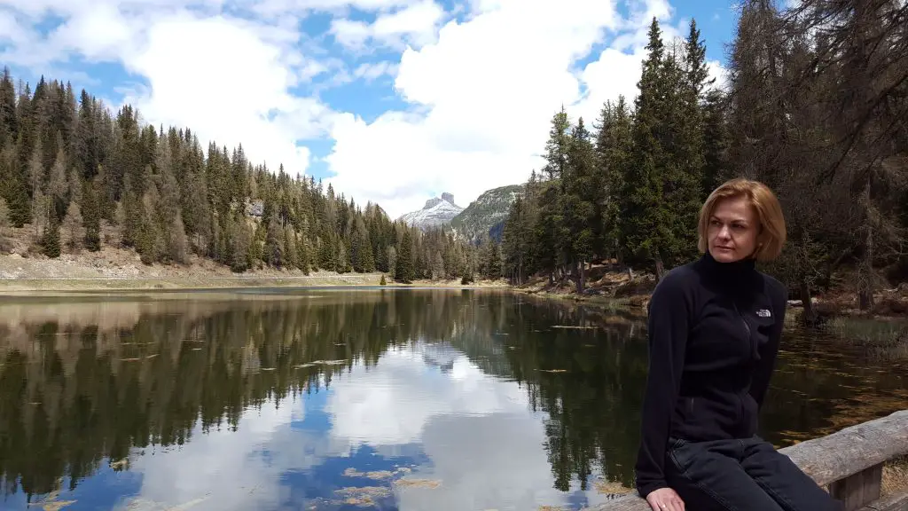 Dolomites Italy things to do - Visit Lake Misurina - Italy hike