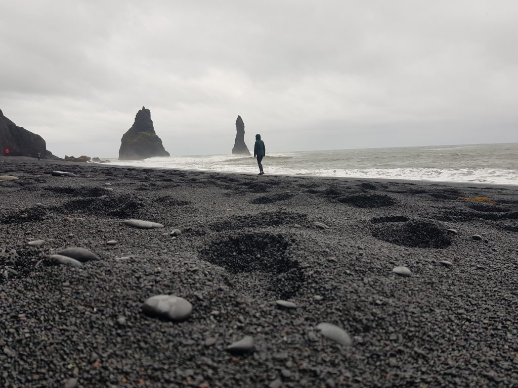 Visit Iceland Why we REGRET visiting Iceland - The sand is dirty and all the beaches are black!