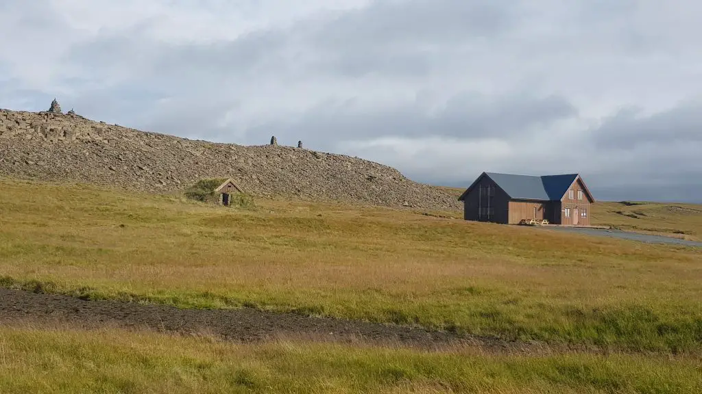 Visit Iceland - Why we REGRET visiting Iceland - a fake name