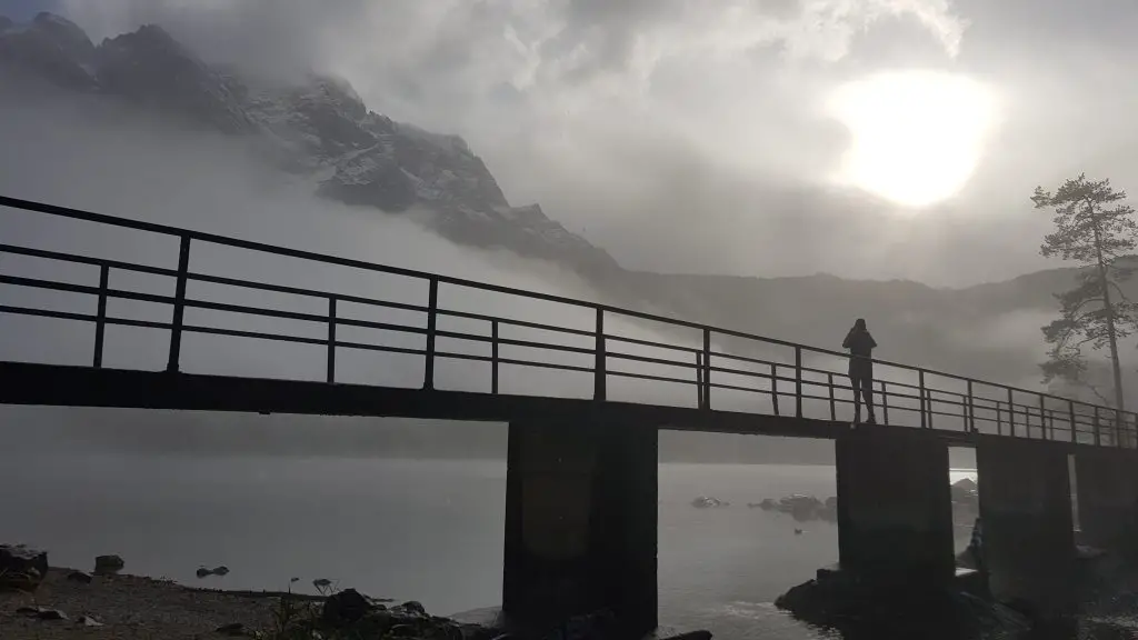 Eibsee Lake in Bavaria -hike around the lake -magical fog