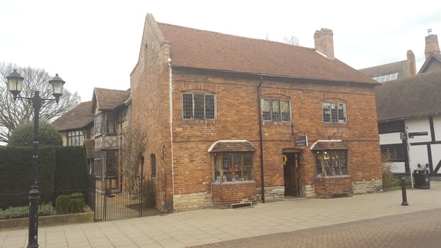 Stratford upon Avon -Best Places to visit in Cotswold