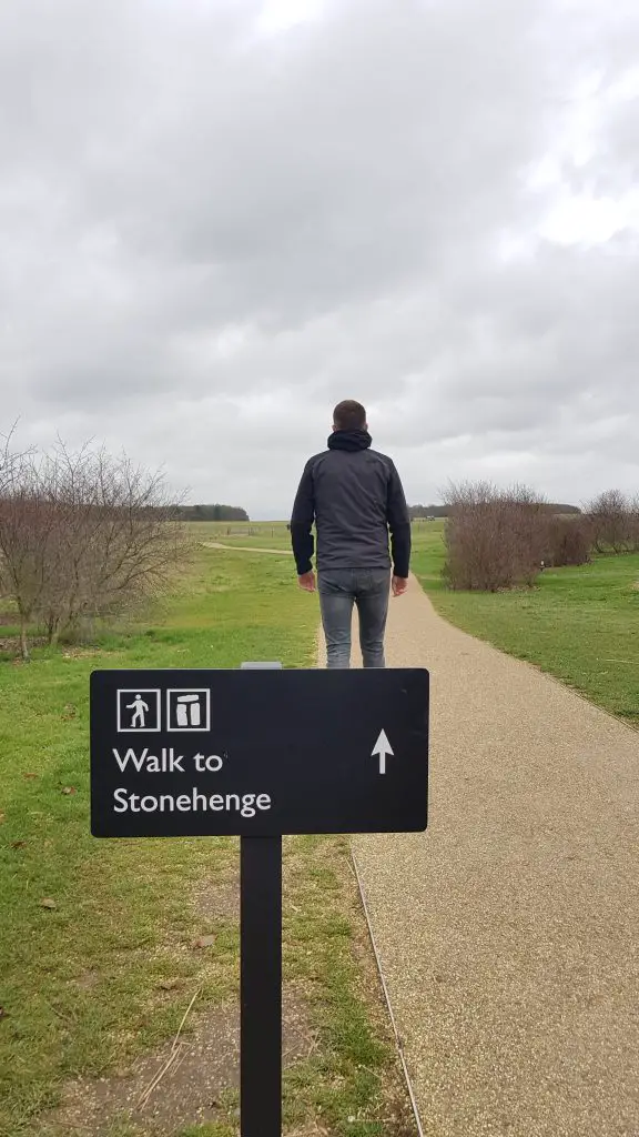 Visiting Stonehenge - Stonehenge tours