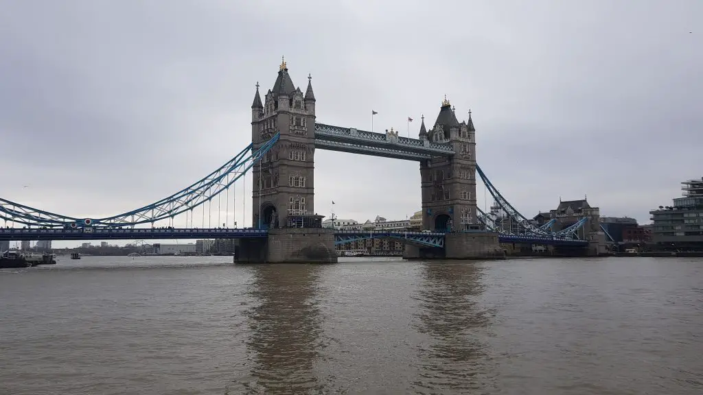 Best things to see in London in 1 day - Tower Bridge