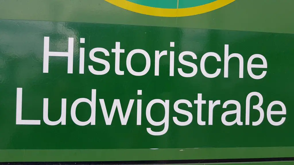 Historischen-Ludwigstraße-in-Partenkirchen