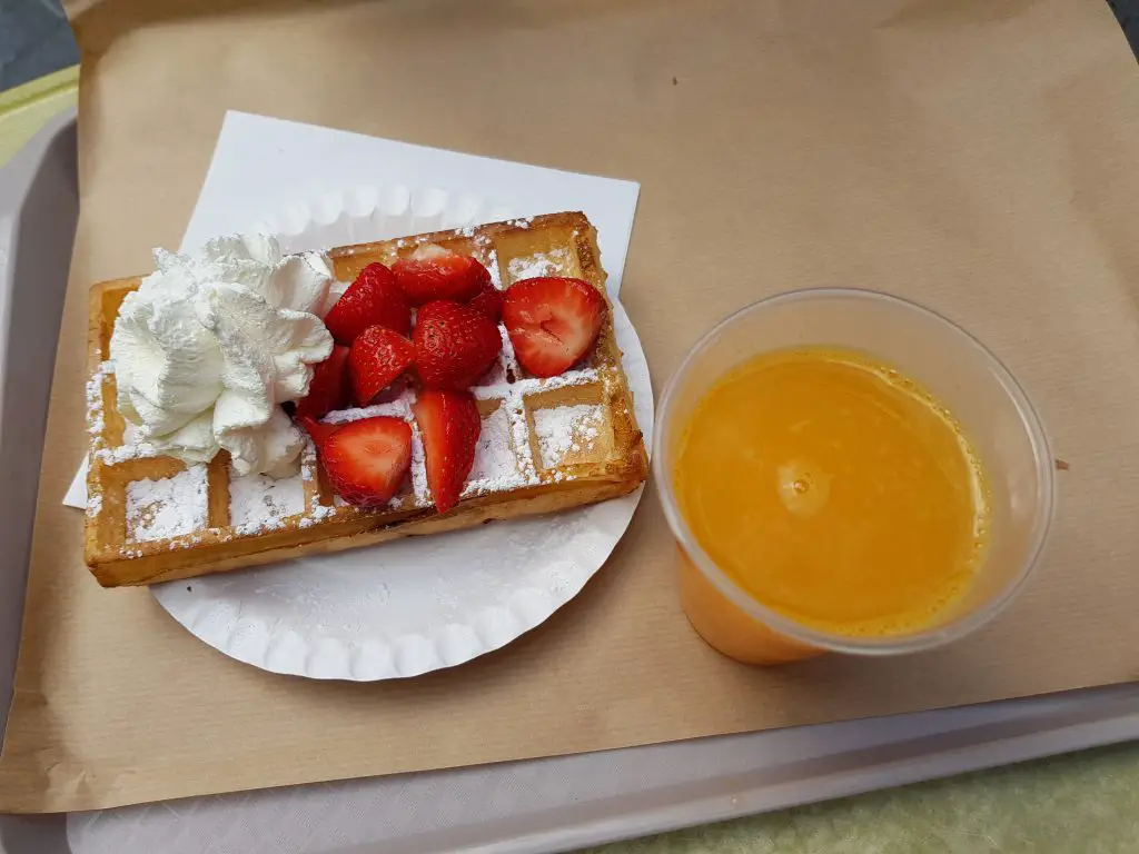 Eat-Belgian-waffles