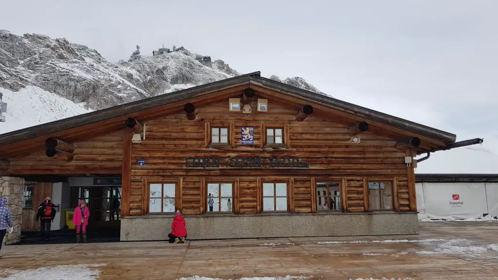 What's on top of Zugspitze