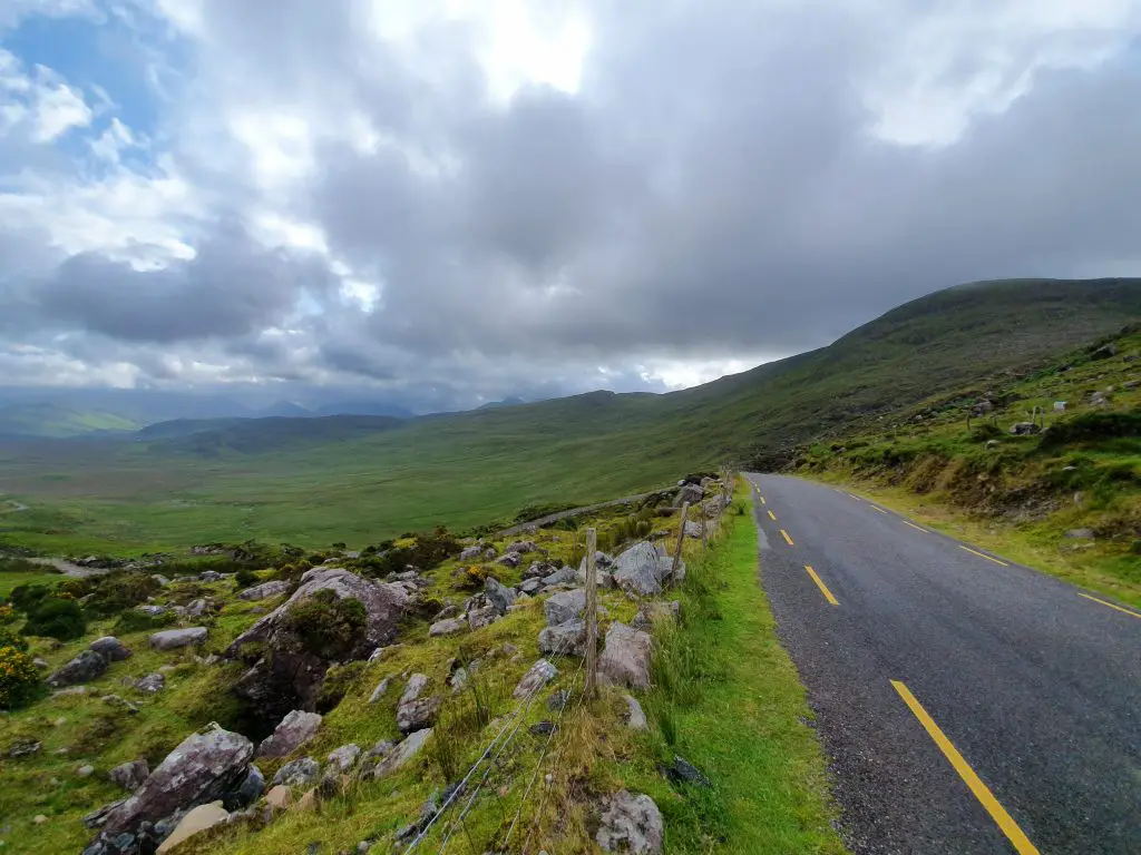 Ballaghisheen Pass