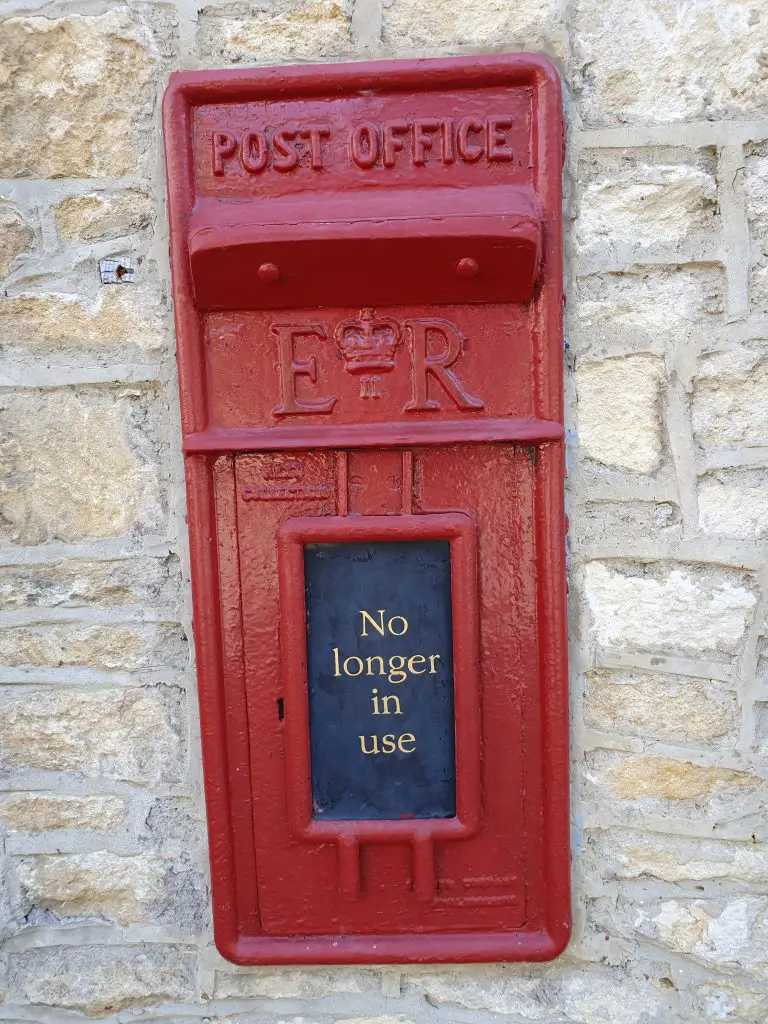 Castle Combe village postcode & location