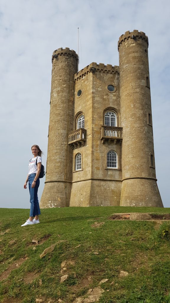 How tall is the Broadway Tower