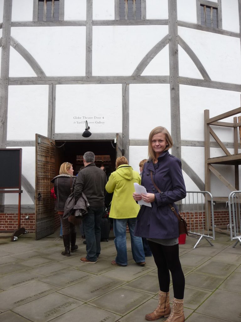 Landmarks in London - The Globe Theatre