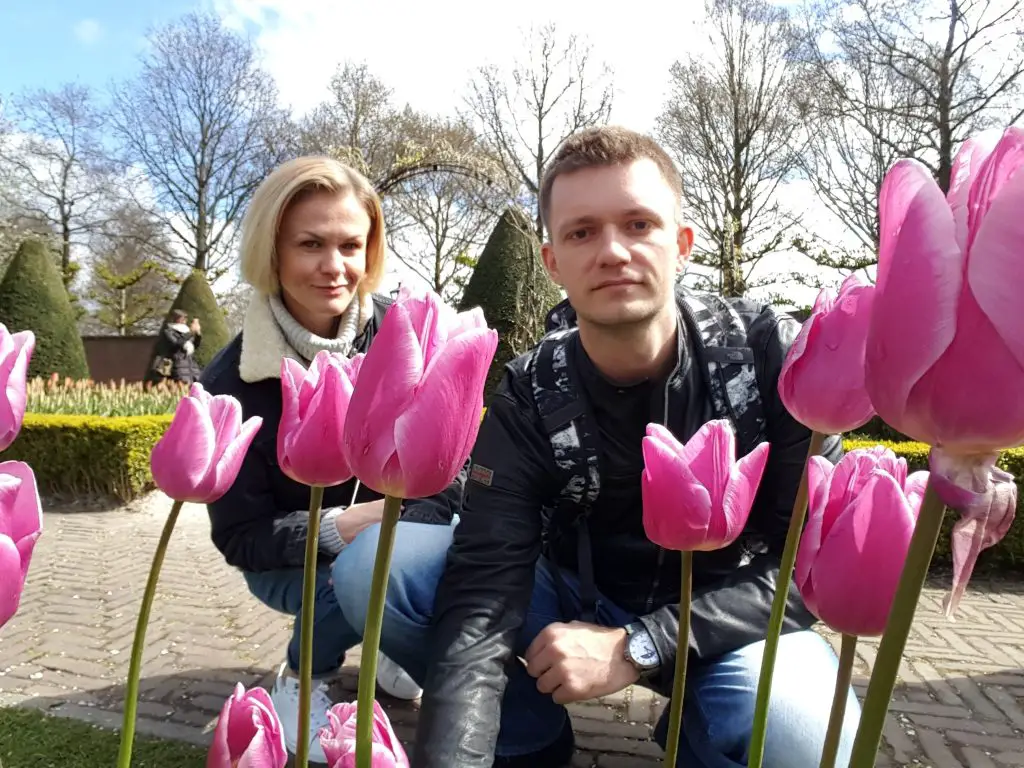 Where is warm in April in Europe - spring in Keukenhof