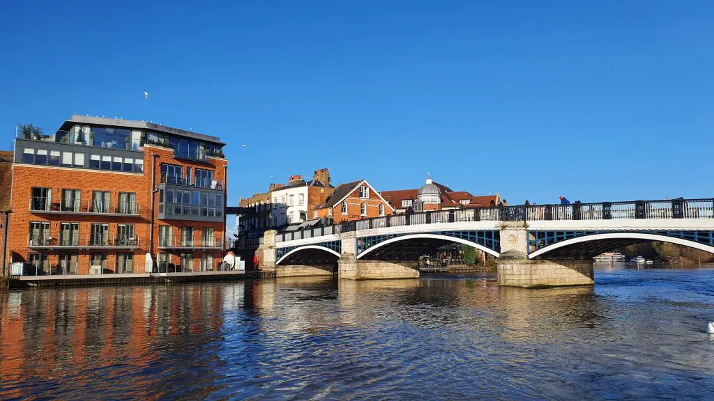 Things to do in Windsor - The Eton Walkway