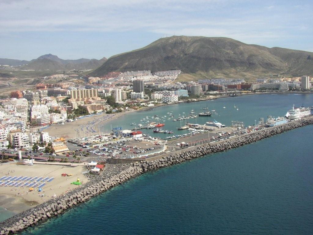 Best beaches in Spain - Playa de Los Cristianos - Tenerife