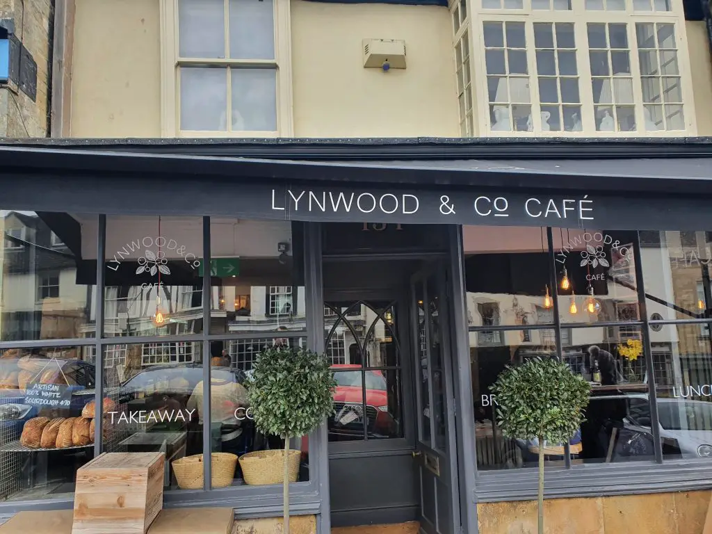 Burford Cotswolds - Lynwood & Co. Café