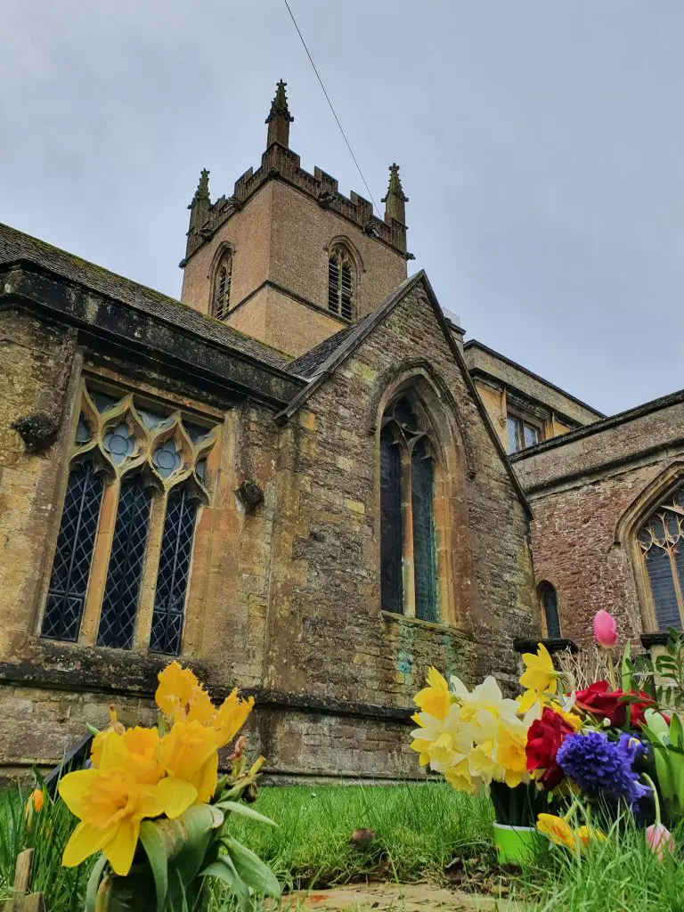 Cathedrals and churches of Europe - St Edward's Church - Stow-On-the-Wold, England