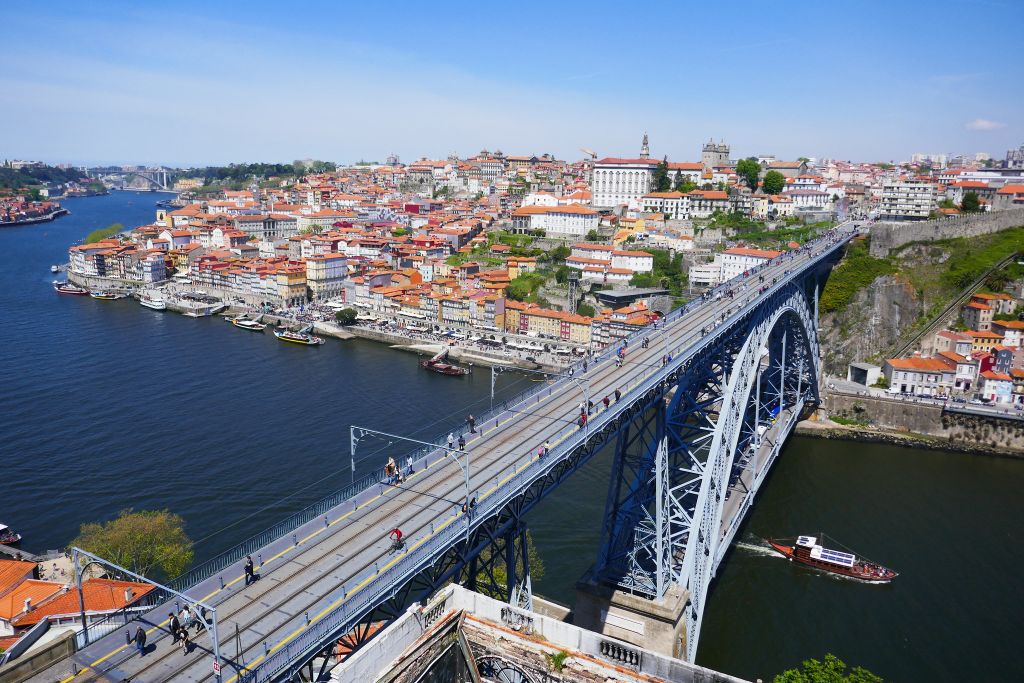 Most beautiful bridges in Europe - Dom Luís I Bridge - Porto, Portugal