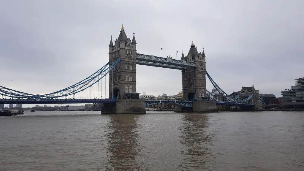 Traditional British landmarks - Tower Bridge