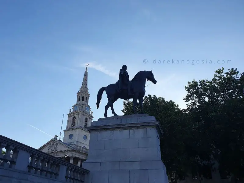 Is it worth visiting Trafalgar Square