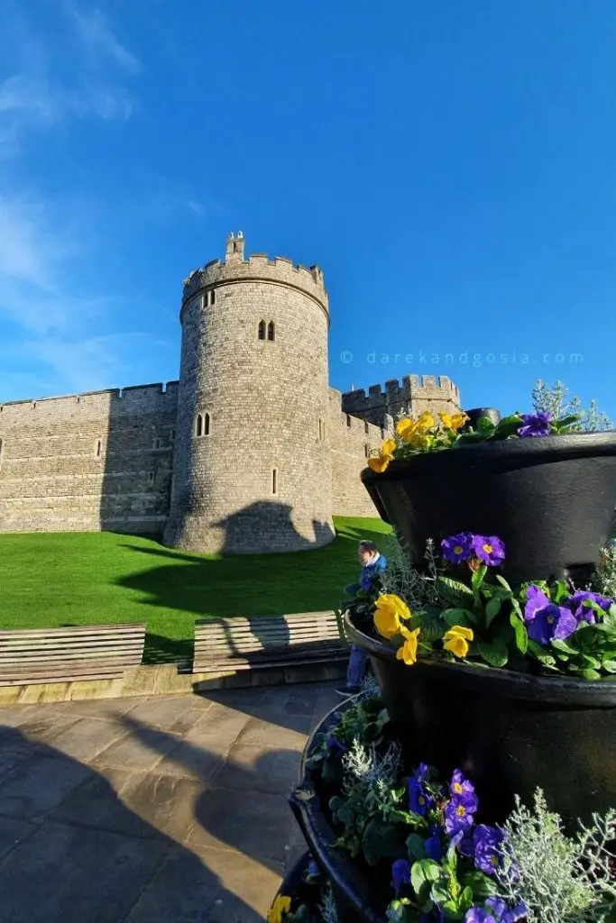 Places to visit near London - Windsor