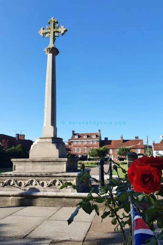 Amersham Buckinghamshire - Amersham War Memorial