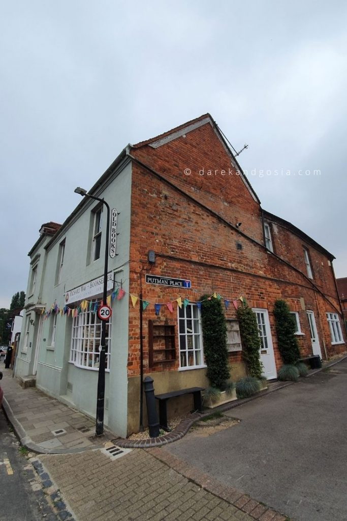 Henley on Thames - Way’s Rare & Secondhand Bookshop