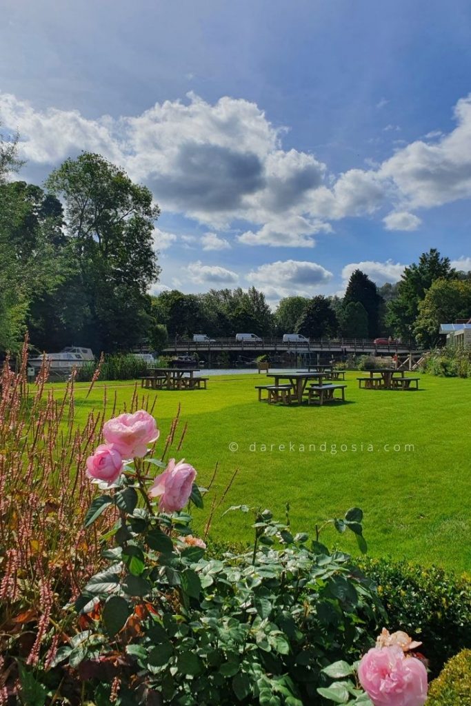 Goring-on-Thames Oxfordshire - Coppa Club Streatley