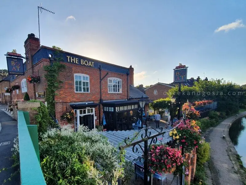 Best things to do in Berkhamsted - The Boat Pub