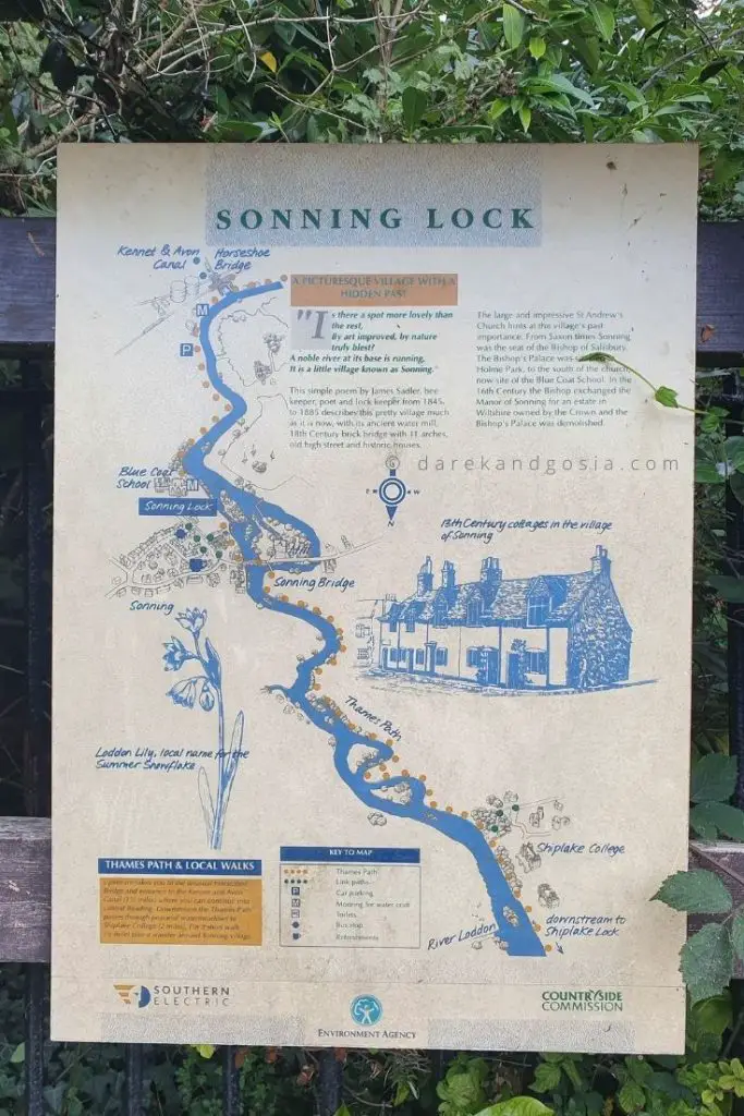 Sonning on Thames Berkshire - Blue Water Walk