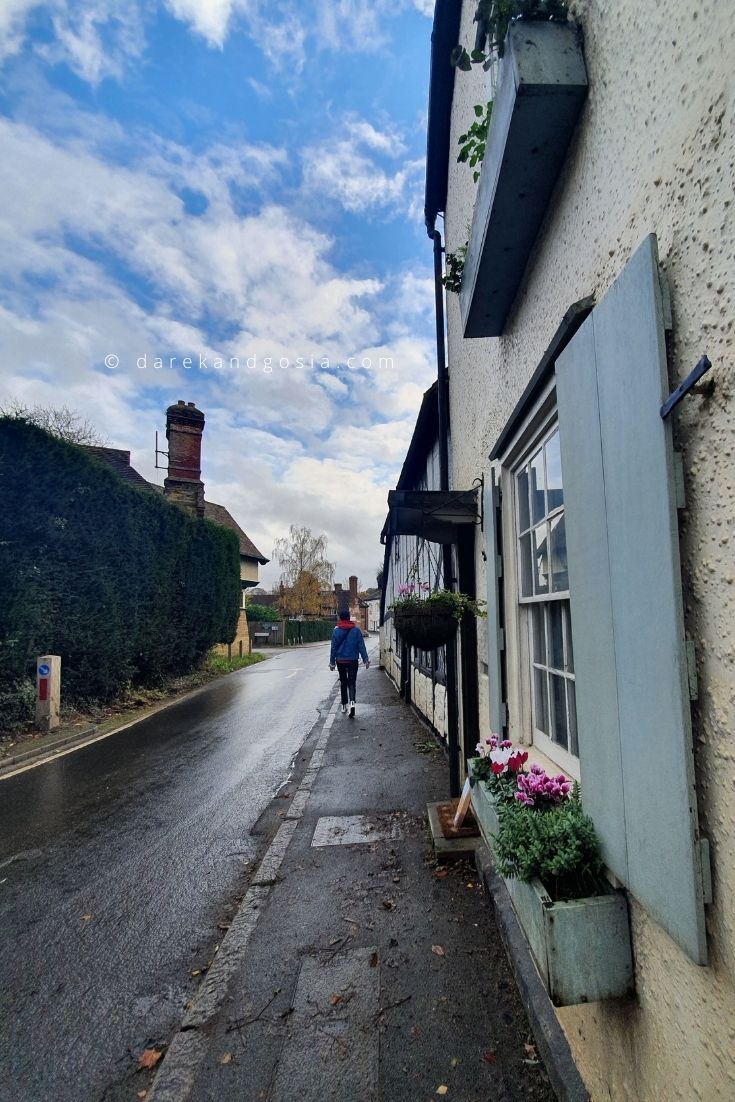 What to see in Shere village? 15 Things to do in Shere Surrey!