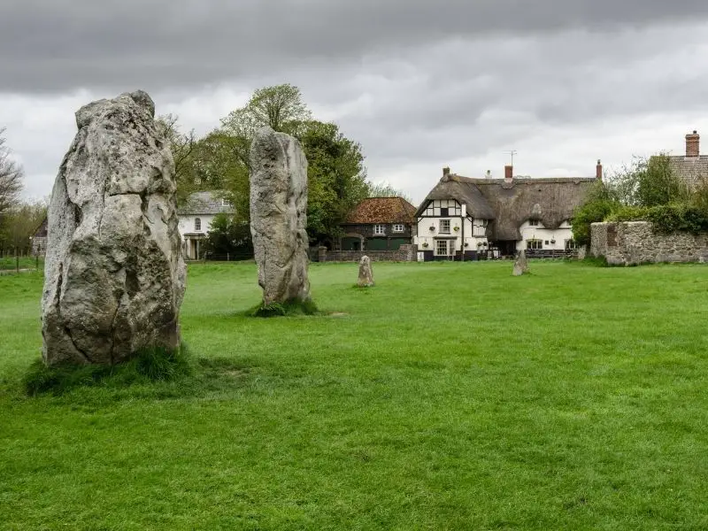 England's famous landmarks - Avebury