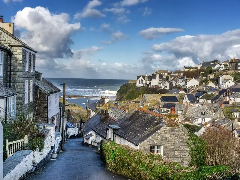 Places to visit in south of England - Cornwall