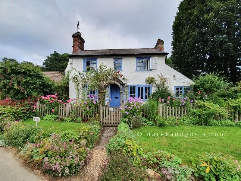 Country villages near me - Peaslake, Surrey