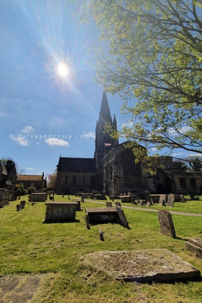 Top Witney sightseeing - St Mary's Church