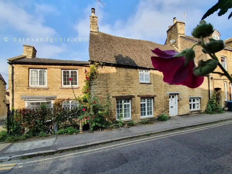 What to see in Chipping Norton - Spring Street