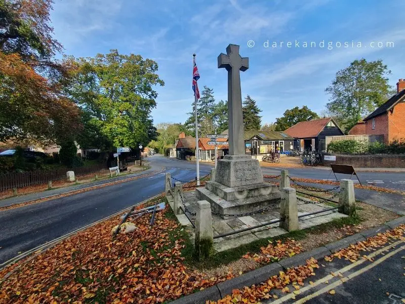 Country villages near London - Burley