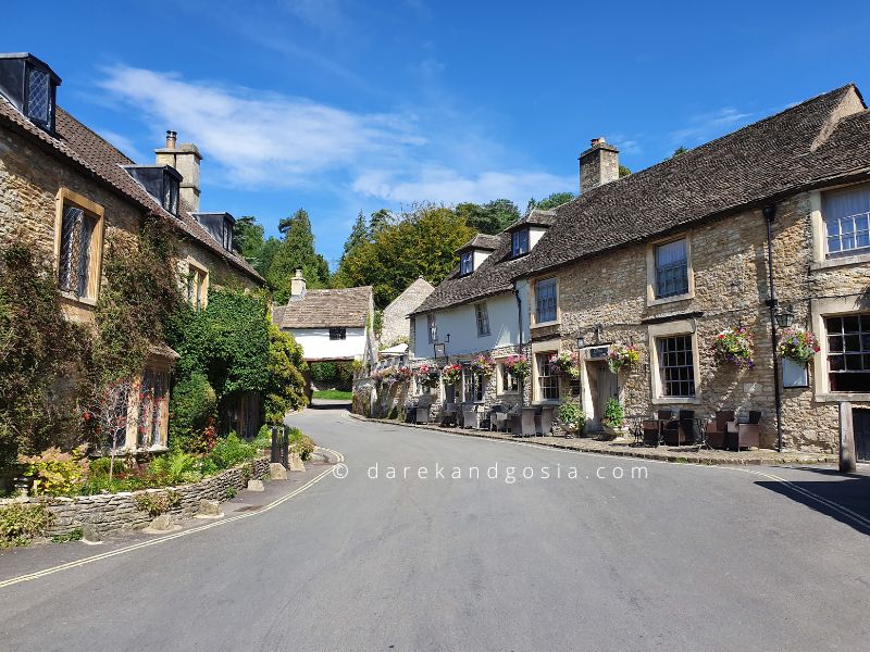 Top 10 Cotswolds - Castle Combe