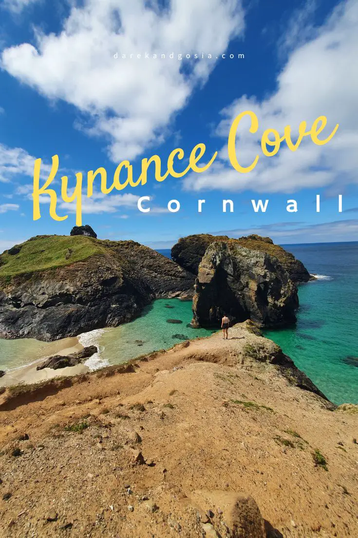 What is Kynance Cove famous for? Psst... Turquoise Sea!