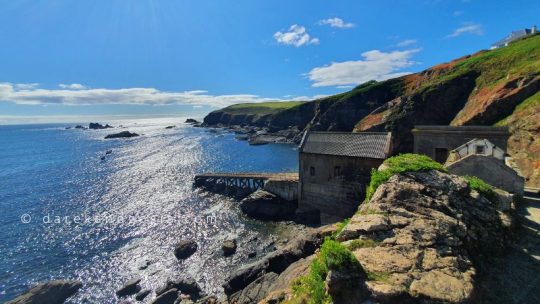 What is the Lizard Peninsula in Cornwall known for