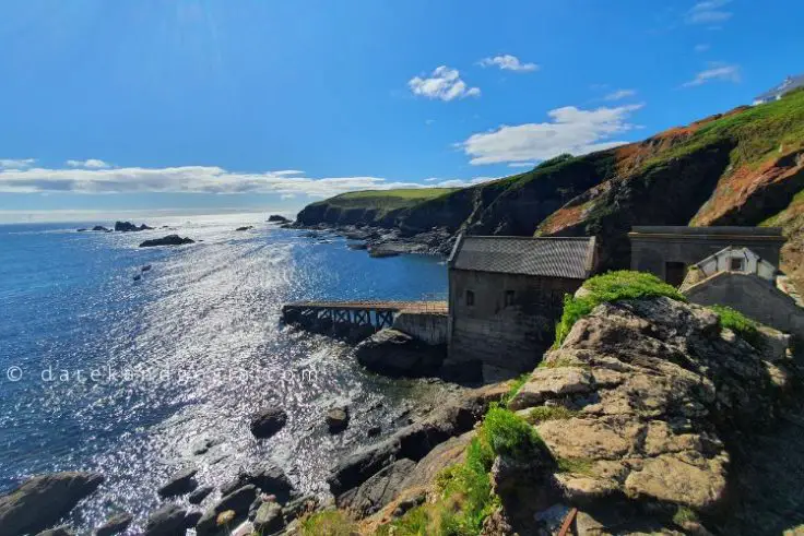 What is the Lizard Peninsula in Cornwall known for
