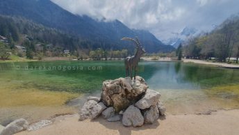 Lake Jasna - a stunning lake with the famous Ibex Statue