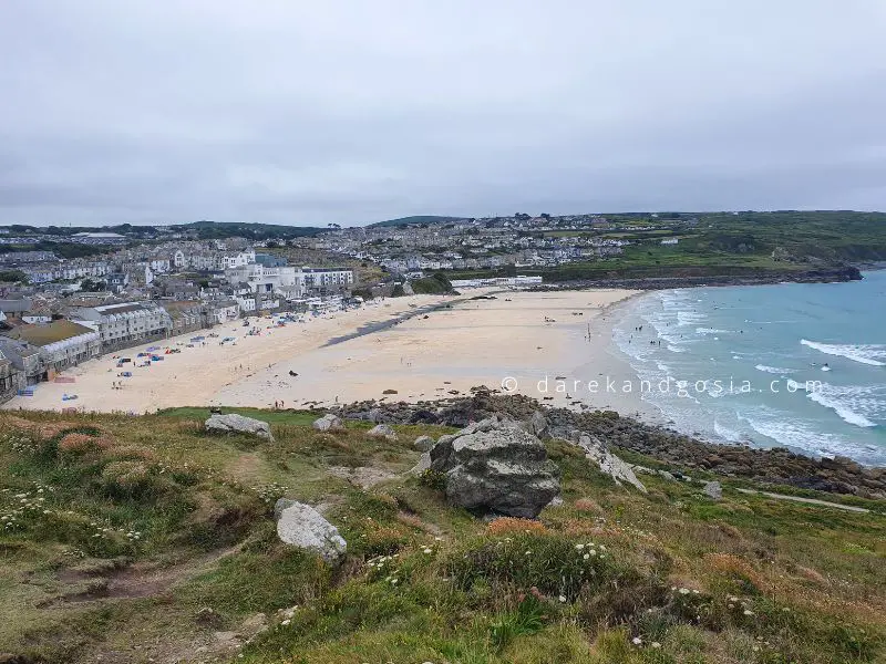 Best places in Cornwall for couples - Porthmeor Beach
