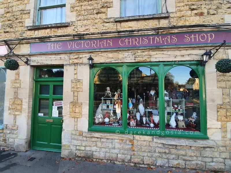 Bourton-on-the-Water shops