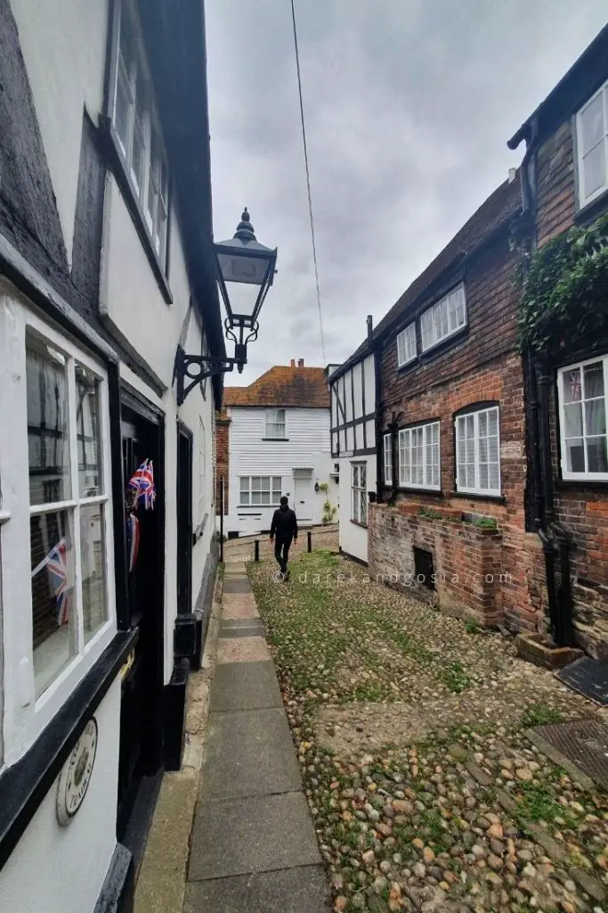 Places to visit outside London by car - Rye
