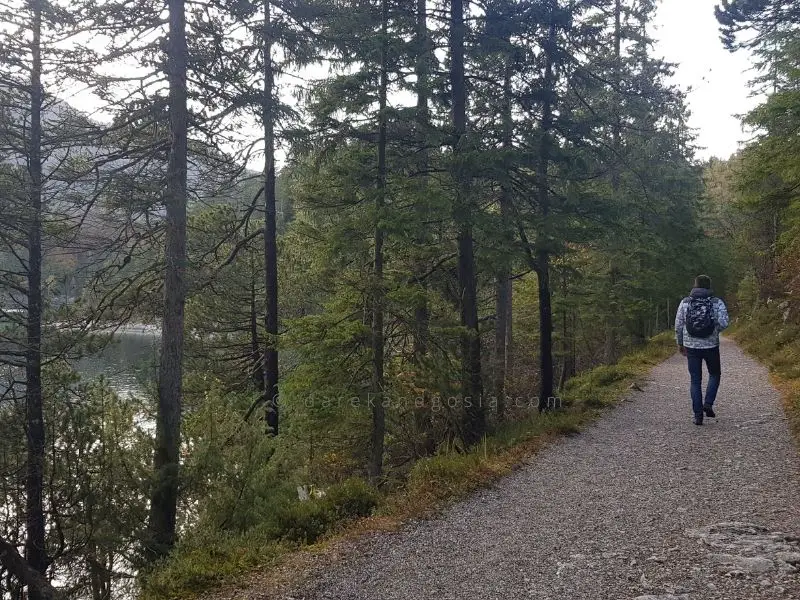 How Long is the Walk Around Eibsee Lake